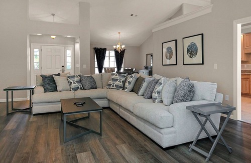Foley House | Quiet Retreat with Screened Pool – Pet-Friendly Getaway!