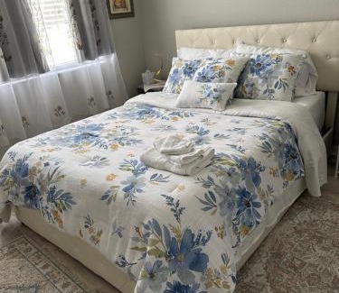 Sunshine House | Quiet room in a family home