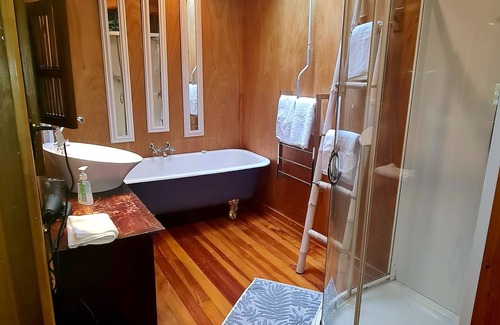 Whakamarama Other | Quiet Rural Retreat with beautiful views and peace and quiet to relax.