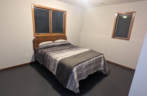 Faribault House | Quiet & Secluded w/Woods and Wildlife, Sleeps 11+, 1mi from Cedar Lake Boat Ramp