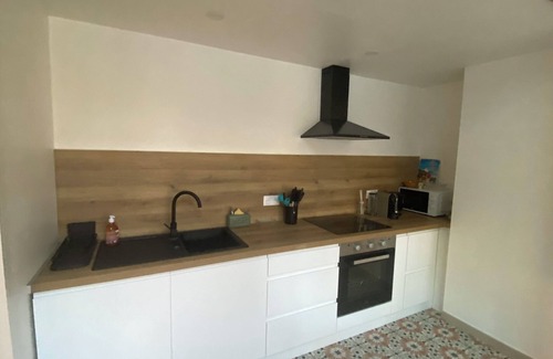 Sausset-les-Pins House | Quiet town house, close to the sea and shops.