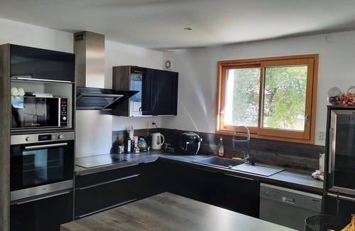 Nages-et-Solorgues Villa | Quiet villa with heated pool and spa