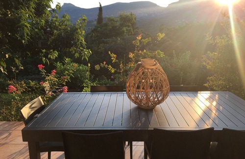 Roquevaire House | Quiet villa, ideal for families, with swimming pool and breathtaking view