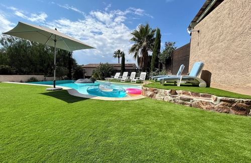 Valescure Villa | Quiet villa, private pool, 4 bedrooms, 3 bathrooms, near the sea, golf courses & Esterel.