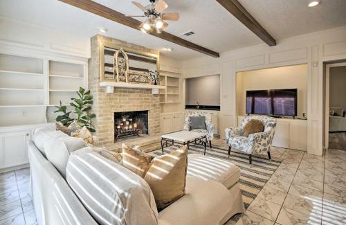 Memorial House | Quiet West Houston Home with Patio, Walk to Shops!