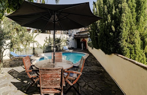 Sao Pedro Ski Chalet | Quinta Florença - By Wehost