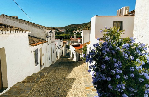 Sanlucar de Guadiana House | Quirky spacious village house with plunge pool and outdoor cinema