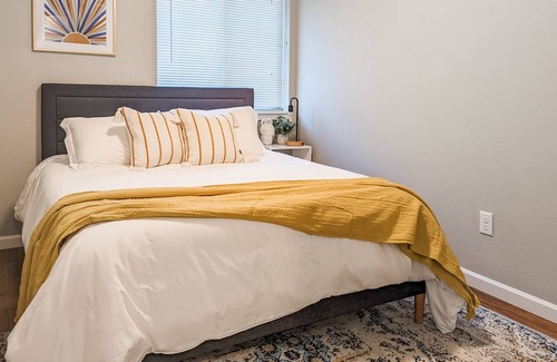 Philomath House | Quite Modern House close to Corvallis with fenced backyard