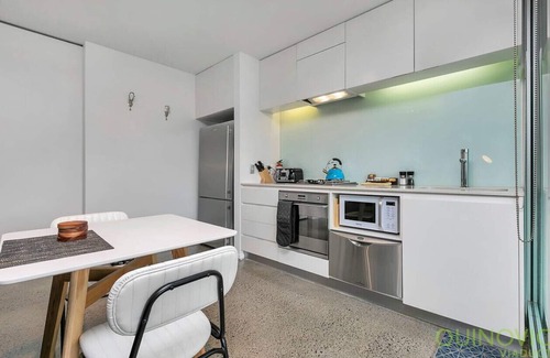 Freemans Bay Apartment | QV City Fringe with Carpark (890)