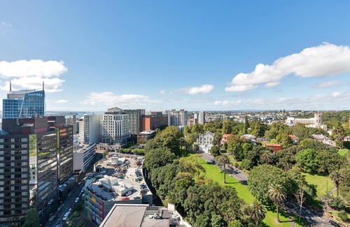 Auckland Central Business District Apartment | QV Stays Central Metropolis Haven