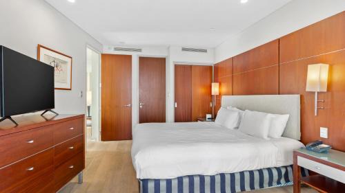 Auckland Central Business District Apartment | QV Stays Upscale Urban Sanctuary