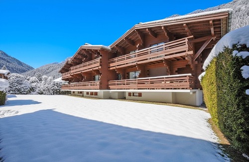 Chamonix-Mont-Blanc Apartment | Résidence Améthystes A2 ski in/ski out, Argentière (Chamonix), France