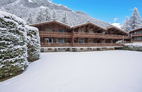 Chamonix-Mont-Blanc Apartment | Résidence Améthystes A2 ski in/ski out, Argentière (Chamonix), France