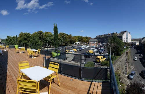 Alleuze Apartment | Résidence Apparten Ville Appartement 6 Personnes