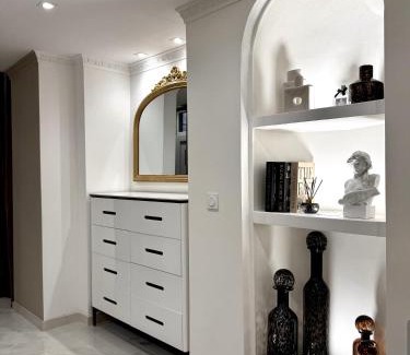 Old Town Apartment | Résidence Auguste Comte - avec Balcon - Cœur de Dijon