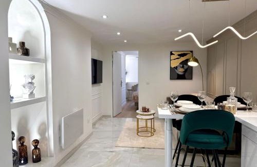 Old Town Apartment | Résidence Auguste Comte - avec Balcon - Cœur de Dijon