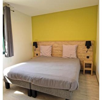 La Celle-sous-Gouzon Apartment | Résidence Napoléon