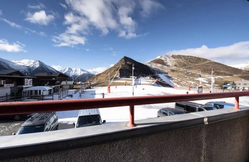 Pla d'Adet Apartment | Résidence Garlitz Altitude - Apartment 4 people near ski slopes of Pla d'Adet