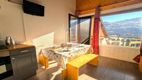 Vallouise-Pelvoux Apartment | Résidence Les Anémones - Agréable T2 en duplex avec balcon 4 personnes MAE-6861