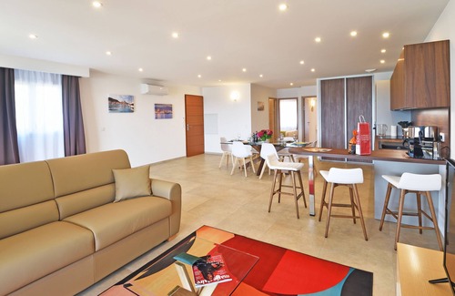 Saint-Florent Apartment | Résidence Saint-jean - Appartement Mafalcu - 1er Étage - Vue mer