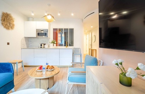 Old Town Apartment | Résidence Saint-Tropez FENIERS