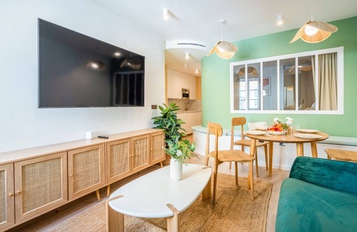 Old Town Apartment | Résidence Saint-Tropez FENIERS