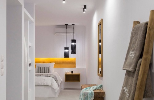 Panormos Villa | R 827 Superior Suite with Private Pool and Sea View