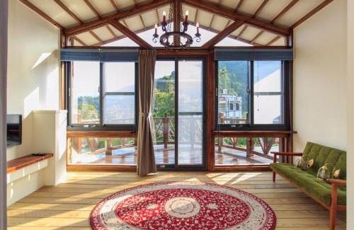 Yuanshan House | R&J Guesthouse