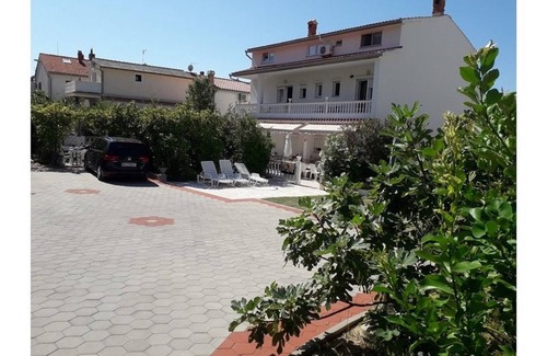 Rab House | Rab Paradise Villa -3 Bedrooms,3 Bathrooms