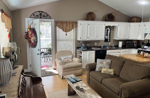 Walden Cottage | Rachel's Place is a place of quiet rest yet close to all the attractions.