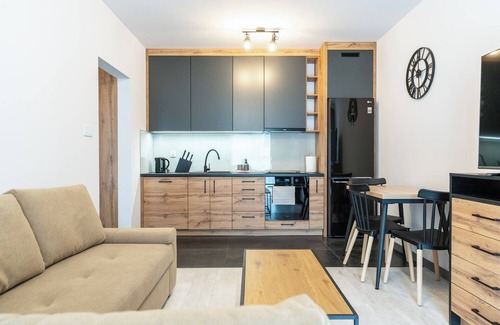 Katowice Apartment | Raciborska 2-Bedroom Apartment