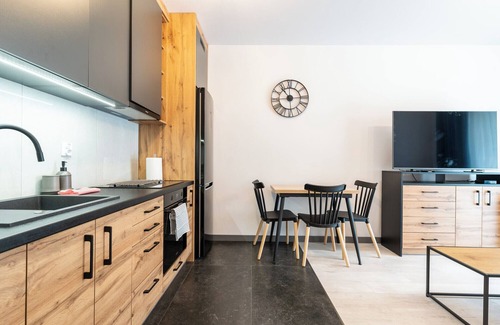 Katowice Apartment | Raciborska 2-Bedroom Apartment