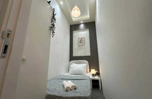 Barsha Heights House | Radiant Parition Room in Barsha Heights Near Metro