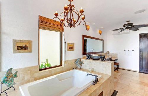 Buzzards Villa | Radiant Villa Encanto de la Laguna Los Cabos