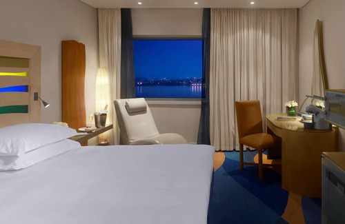 Liverpool City Centre Hotel | Radisson Blu Hotel Liverpool