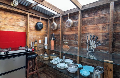 Raglan Cabin | Raglan's Tranquil Garden Retreat at Moa Stone Estate