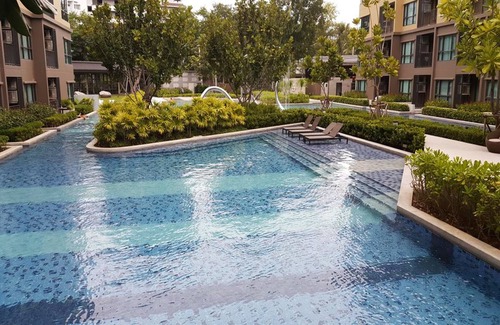 Cha-am Condo | Rain by Lazy Sea Beach House