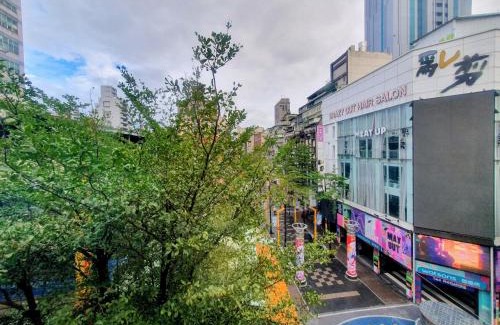 Ximending Hotel | Rainbow Hotel