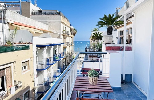 Sitges Town Center Apartment | RAINBOW TARONJA BY BLAUSITGES