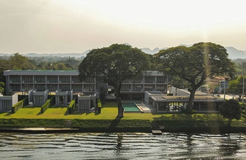 Kanchanaburi Hotel | Raintree Boutique and Pool Villa