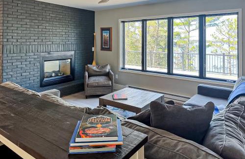 International Falls House | Rainy Retreat