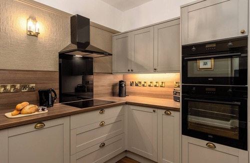 Grasmere Cottage | RAISE VIEW HOUSE, pet friendly, character holiday cottage in Grasmere