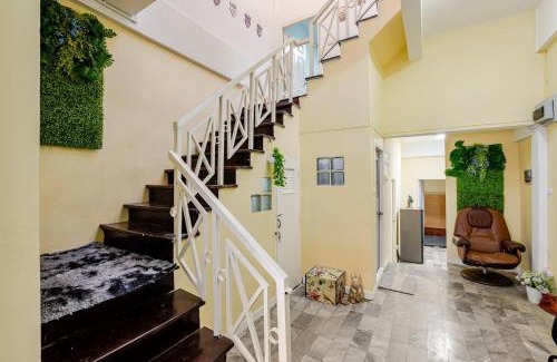 Khanna Yao Villa | Rajamangala, Lumpinee Boxing, Airport, SiamAmazing