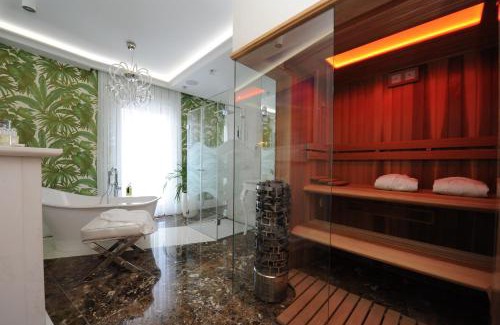 Warszawskie Apartment | Rakowicka Oasis Luxury Old Town