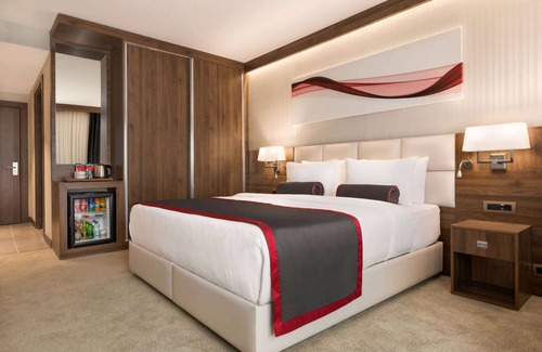 Esenyurt Hotel | Ramada by Wyndham Beylikduzu