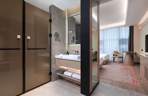 Kaiyuan Hotel | Ramada by Wyndham Honghe Kaiyuan