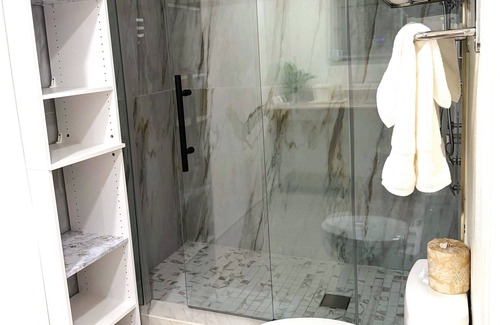 Wilshire Hotel | Ramada by Wyndham Los Angeles/Koreatown West