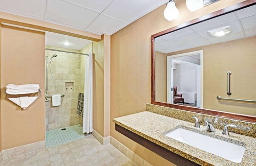 Seekonk Hotel | Ramada by Wyndham Seekonk Providence Area