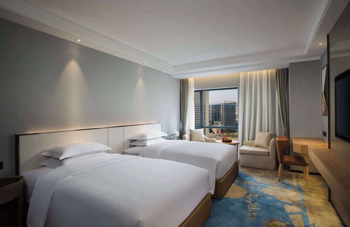 Wuhua Hotel | Ramada Encore by Wyndham Kunming West