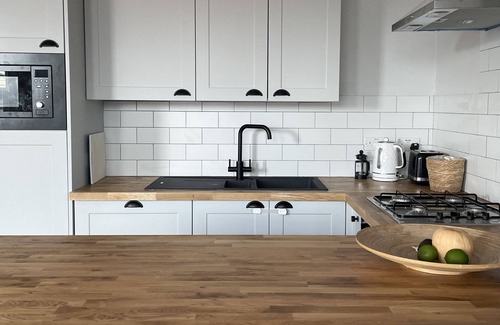 Folkestone Apartment | Ramblers Rest - Central Folkestone apartment